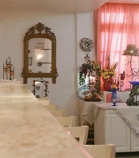 Petasos Chic Hotel 